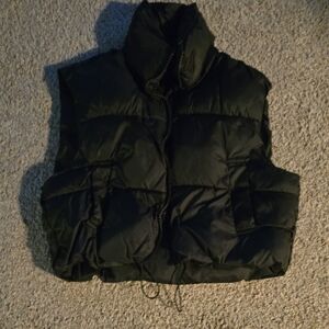SHEIN Black Puffer Vest Needs Mrw Zipper